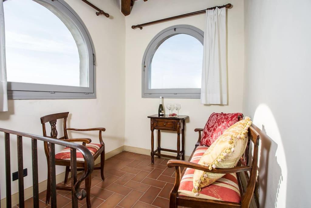 Castello Di Fulignano Ottone Superior Apartment ซานจีมิญญาโน ภายนอก รูปภาพ